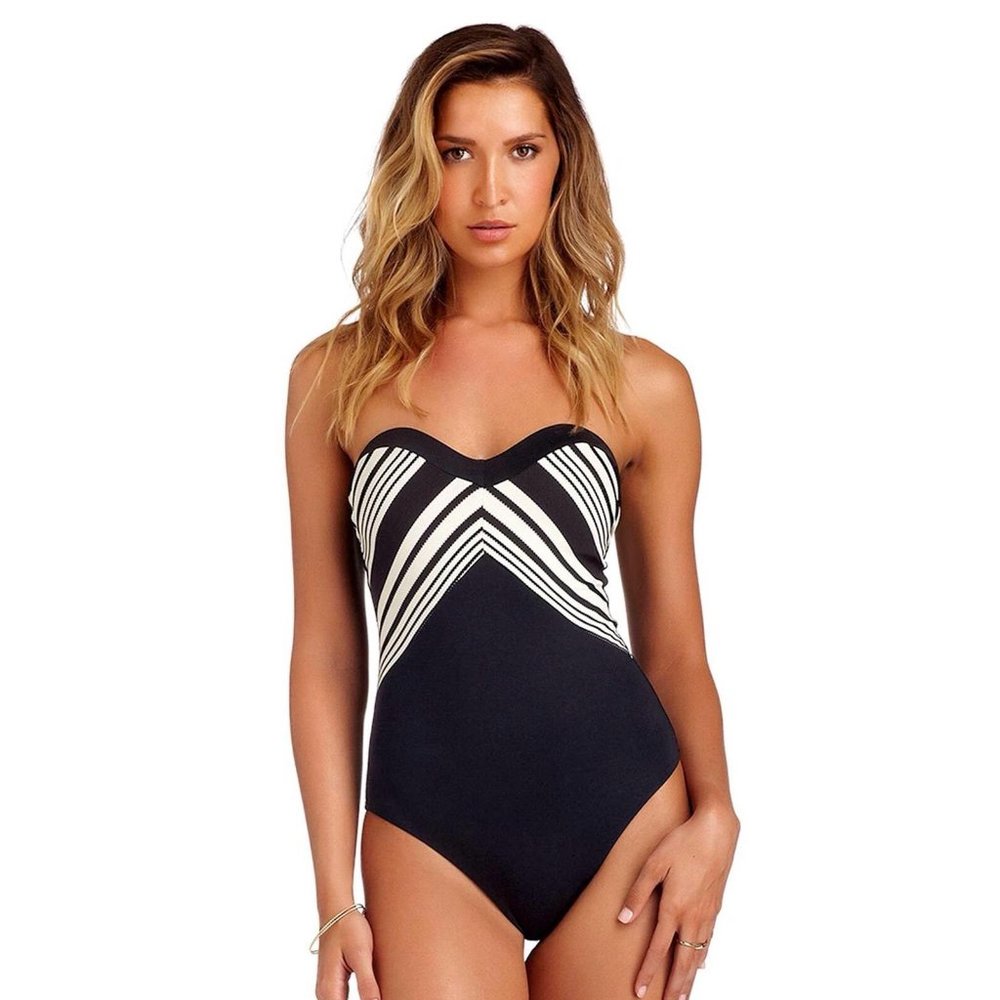 NWT $110 Vitamin A Blackjack Natalie Miter Maillot One Piece Swimsuit XS/4